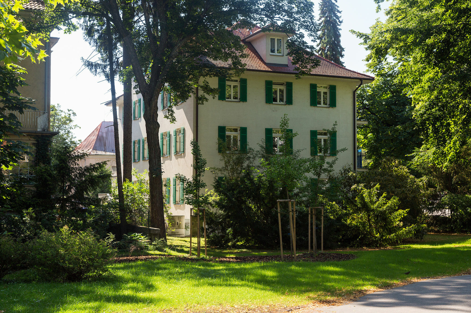 Ensana Vila Trajan Пиещани Екстериор снимка